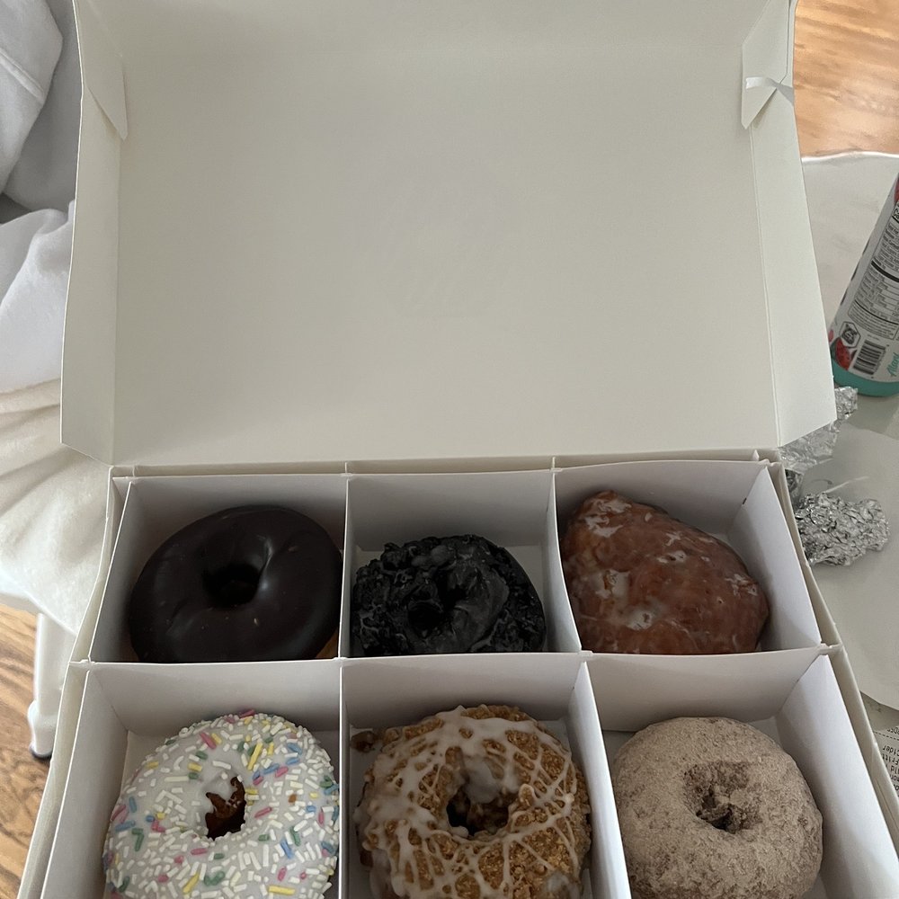 Beacon Doughnuts - Donuts Near Me - Chicago, Illinois