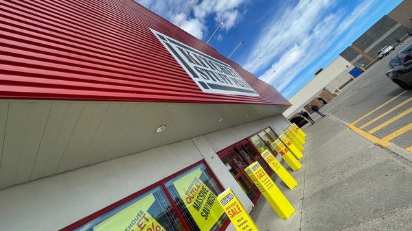 Shoppers World Brampton by null