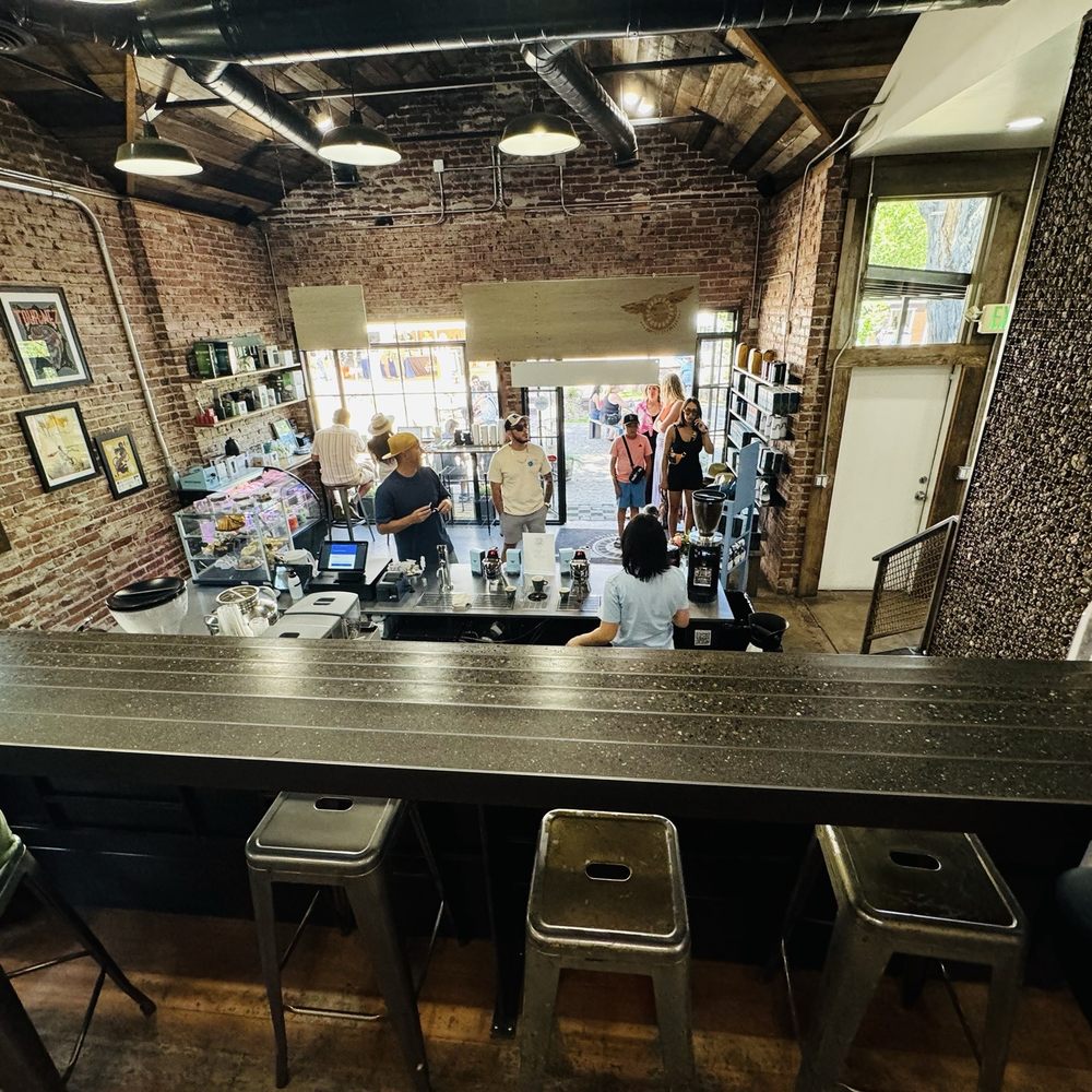 Hub Coffee Roasters - Seating area - Coffee Roasteries Near Me - Reno, Nevada Hub Coffee Roasters - Seating area - Coffee Roasteries Near Me - Reno, Nevada