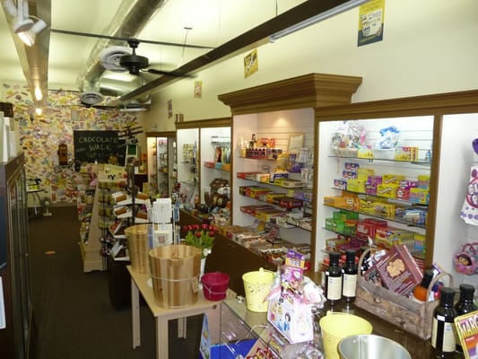 Blooms Candy & Soda Pop Shop by null