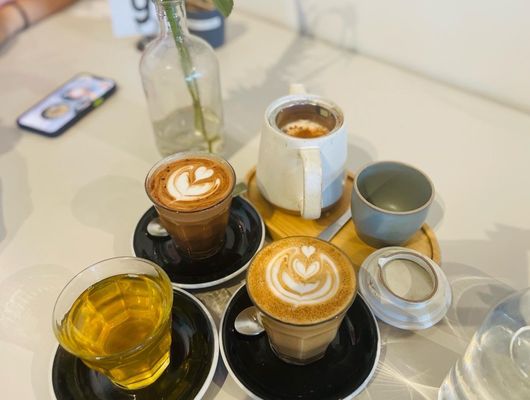 Dose Coffee by null