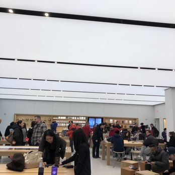 トップス Apple Store Grand Opening Westchester APPLE THE WESTCHESTER - Updated July 2025 - 12 Photos & 95