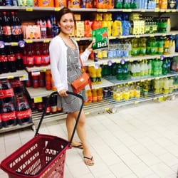 Unicoop Firenze - Stuff you see in Europe but not in the USA: 3-pk Heineken