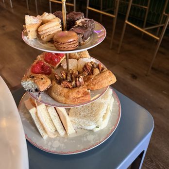 The Fat Pigeon - Afternoon tea - Cocktail Bars Near Me - Livermore, California The Fat Pigeon - Afternoon tea - Cocktail Bars Near Me - Livermore, California