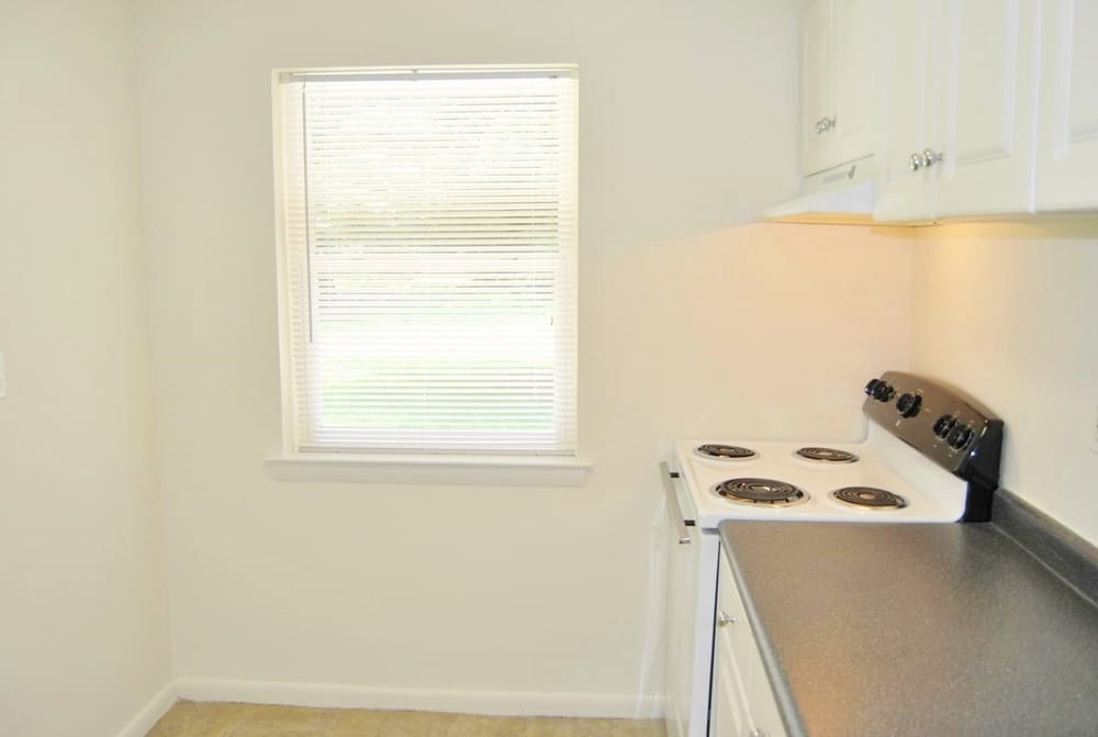 WESTOVER VILLAGE APARTMENTS Updated September 2024 25 Photos 1