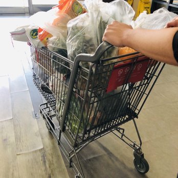 Great Wall Supermarket - Shopping for 3 households. That should be enough! Lots of fresh produce - International Grocery Near Me - Rosemead, California Great Wall Supermarket - Shopping for 3 households. That should be enough! Lots of fresh produce - International Grocery Near Me - Rosemead, California