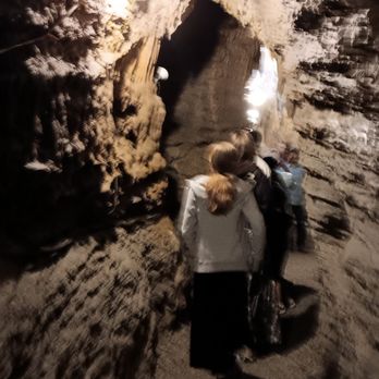 Crystal Grottoes Caverns - Hiking Near Me - Boonsboro, Maryland Crystal Grottoes Caverns - Hiking Near Me - Boonsboro, Maryland