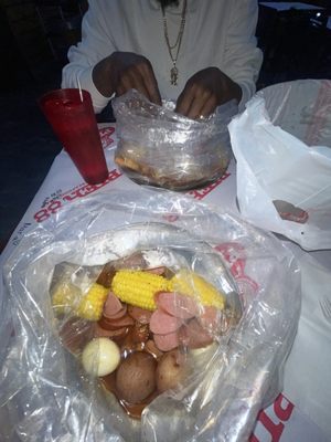 Pier 88 Boiling Seafood & Bar Chattanooga by null