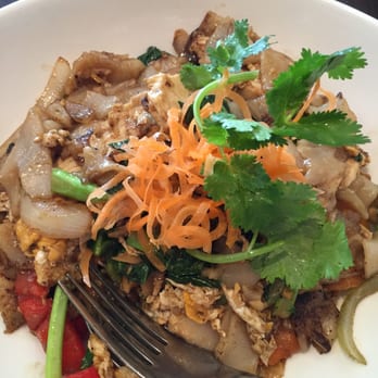 Wockbar - Chicken Pad See Ew - Dim Sum Near Me - Manly, NSW