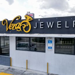Exterior outside entrance of Vera Jewelry - Miami, Florida Exterior outside entrance of Vera Jewelry - Miami, Florida