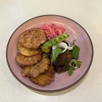 kann - Griyo twice cooked pork - IG @bougiefoodieboi - Caribbean Near Me - Portland, Oregon kann - Griyo twice cooked pork - IG @bougiefoodieboi - Caribbean Near Me - Portland, Oregon
