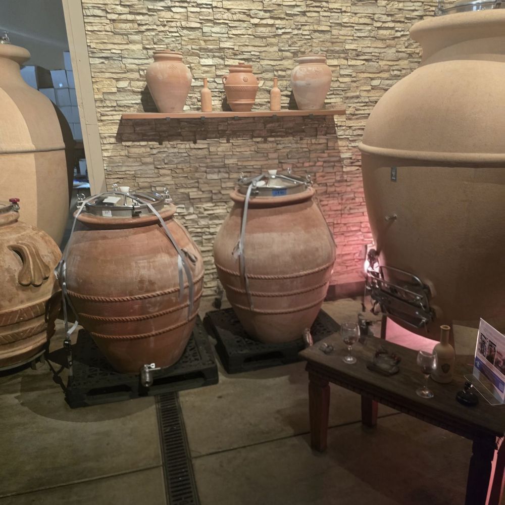 Somerset Vineyard and Winery - Amaphorae pots - Wineries Near Me - Temecula, California Somerset Vineyard and Winery - Amaphorae pots - Wineries Near Me - Temecula, California