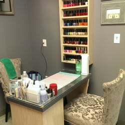 CJ Jackson - Private room with one on one servic and wide range of colors