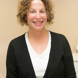 Body Beautiful - Body Beautiful's Nurse Injector and Clinical Trainer, Rhoda Tashjian, has 20+ years experience and is highly skilled at injecting fillers