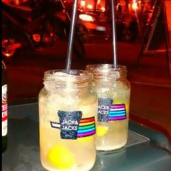Jack and Jacks - Caipiroska de Limão