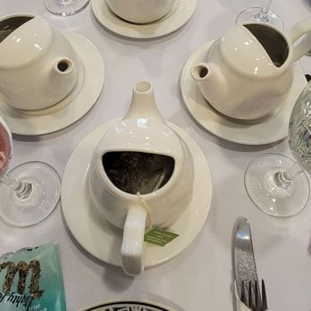 Starnut Gourmet - Tea pots and china - Coffee & Tea Near Me - McLean, Virginia Starnut Gourmet - Tea pots and china - Coffee & Tea Near Me - McLean, Virginia