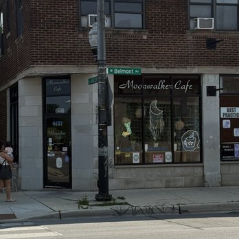 Moonwalker Cafe - Coffee & Tea Near Me - Chicago, Illinois