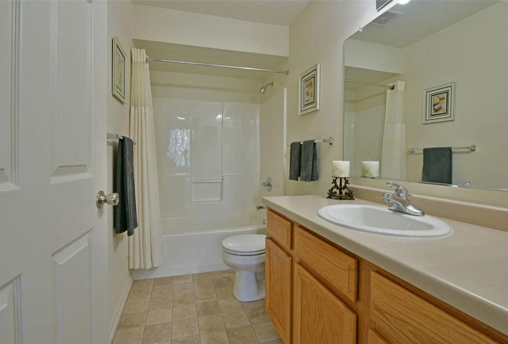 Towne Lakes Apartments - property management company in Grand Chute, WI