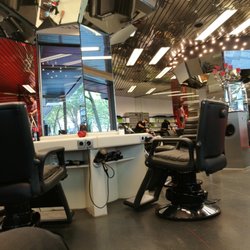 Mister Frank Coiffeur - Hdrrenabteilu g