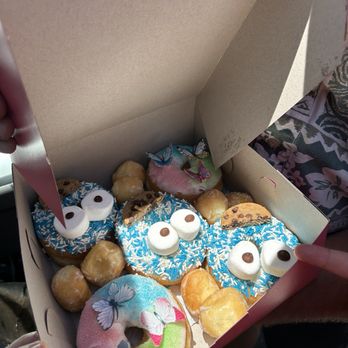 Pam's Donuts - Donuts - Donuts Near Me - Temecula, California