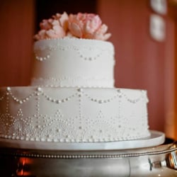 Cakes by Linda - Lace Cake with Sugar Flowers