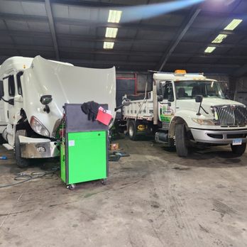 Precision Motor Works - Work on heavy duty trucks - Commercial Truck Repair Near Me - Monroe, Connecticut Precision Motor Works - Work on heavy duty trucks - Commercial Truck Repair Near Me - Monroe, Connecticut