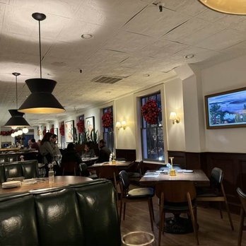 Allen Street Grill - Inside - American Near Me - State College, Pennsylvania