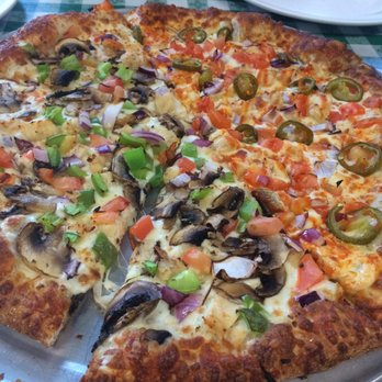 Strobelli's Pizza - Half buffalo chicken, half vegetarian - Pizza Near Me - Orangevale, California Strobelli's Pizza - Half buffalo chicken, half vegetarian - Pizza Near Me - Orangevale, California