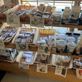 Pet Street Station - Snacks - Veterinarians Near Me - Norwich, New York