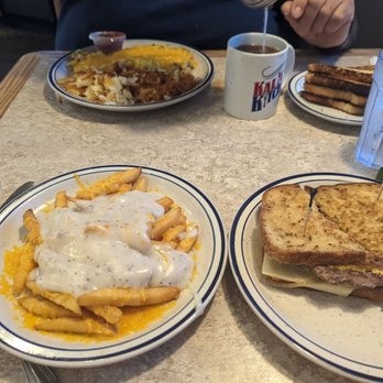 Kalico Kitchen - Patty melt with fries. Fries have cheddar and country gravy - Breakfast & Brunch Near Me - Spokane, Washington