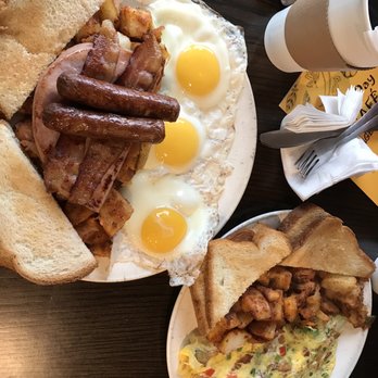 Java Day Cafe - Coffee & Tea Near Me - Flushing, New York