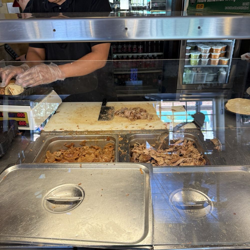 Carnitas El Rey - Carnitas - Tacos Near Me - Oxnard, California