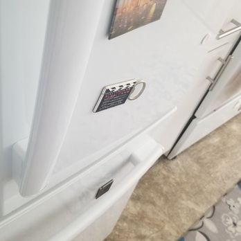 Ashton Electronics - The right fridge and freezer handles had cracks in them. - Electronics Repair Near Me - Los Angeles, California Ashton Electronics - The right fridge and freezer handles had cracks in them. - Electronics Repair Near Me - Los Angeles, California