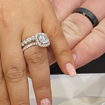 Wilson's Jewelry - She waited 7 years for these special rings! - Jewelry Near Me - Los Angeles, California Wilson's Jewelry - She waited 7 years for these special rings! - Jewelry Near Me - Los Angeles, California