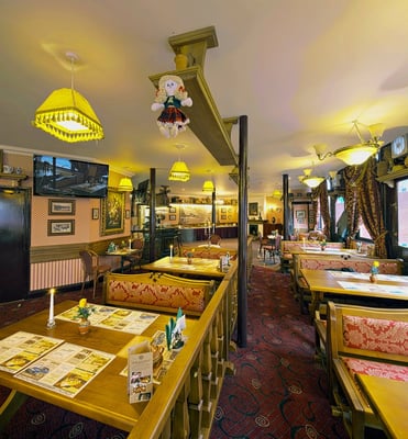 Berneliu Uzeiga - Shepherds Inn, Leytonstone by null