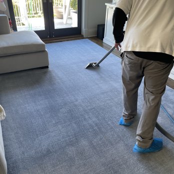 Moses' Cleaning Service - During cleaning process. - Carpet Cleaning Near Me - San Francisco, California Moses' Cleaning Service - During cleaning process. - Carpet Cleaning Near Me - San Francisco, California