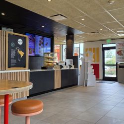 McDonald's - Inside