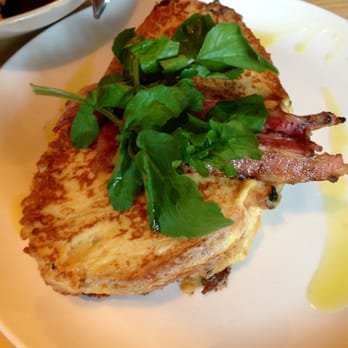 Caravan Kings Cross - Raclette French toast with bacon and watercress - Breakfast & Brunch Near Me - London, XGL