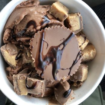 Alethea's Chocolates - It was ok. It's the peanut butter sundae. Almost $9. Not really worth it. - Desserts Near Me - Williamsville, New York Alethea's Chocolates - It was ok. It's the peanut butter sundae. Almost $9. Not really worth it. - Desserts Near Me - Williamsville, New York