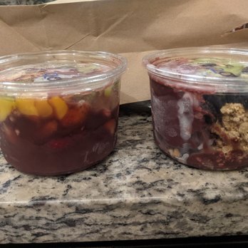 Berry Divine Acai Bowls - Granola bowl vs Acai fruit bowl - Acai Bowls Near Me - Tucson, Arizona Berry Divine Acai Bowls - Granola bowl vs Acai fruit bowl - Acai Bowls Near Me - Tucson, Arizona