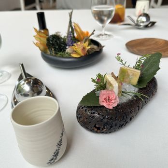 Azurmendi - Last set of canapés in the main dining room @davideatsdc - Basque Near Me - Larrabetzu, BI Azurmendi - Last set of canapés in the main dining room @davideatsdc - Basque Near Me - Larrabetzu, BI