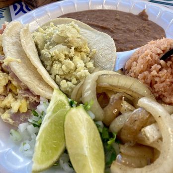 Dos Bros Tacos - 3 tacos plate with rice and beans: One ham and egg taco, and one potato and egg taco. - Tacos Near Me - Garland, Texas Dos Bros Tacos - 3 tacos plate with rice and beans: One ham and egg taco, and one potato and egg taco. - Tacos Near Me - Garland, Texas