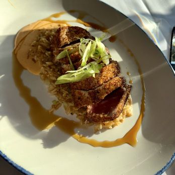 22 Bowen's - Rice crusted tuna - New American Near Me - Newport, Rhode Island