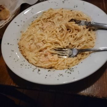 Sunset Pizza & Pasta - Scampi linguine with a cream style garlic sauce delicious - Pizza Near Me - Sunset Beach, California