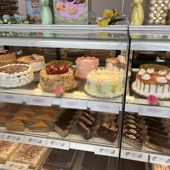 Altadena Bakery - The bakery - Desserts Near Me - Burbank, California Altadena Bakery - The bakery - Desserts Near Me - Burbank, California
