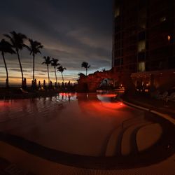 Pink Shell Beach Resort & Marina - Pool at night