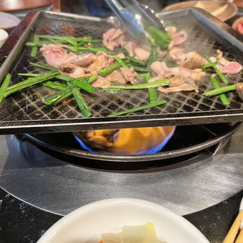 Ssam Tong - Thinly Sliced Duck - Korean Near Me - Flushing, New York Ssam Tong - Thinly Sliced Duck - Korean Near Me - Flushing, New York