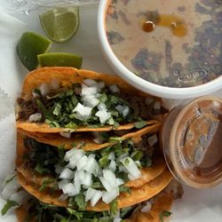 Taqueria Garnachitas - Quesa birria tacos