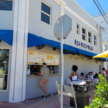 Las Olas Cafe - Cuban Near Me - Miami Beach, Florida