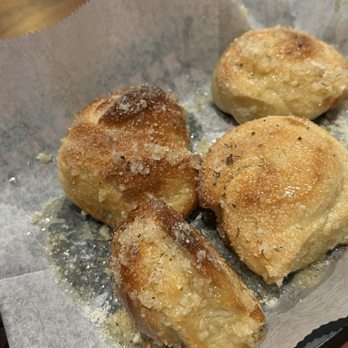 Anne Marie's Pizza & Wine - Garlic rolls - Wine Bars Near Me - Pompano Beach, Florida Anne Marie's Pizza & Wine - Garlic rolls - Wine Bars Near Me - Pompano Beach, Florida